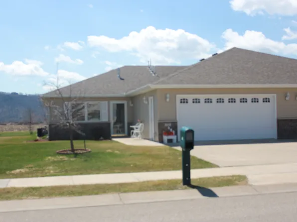 712 14th St, Wabasha, MN 55981