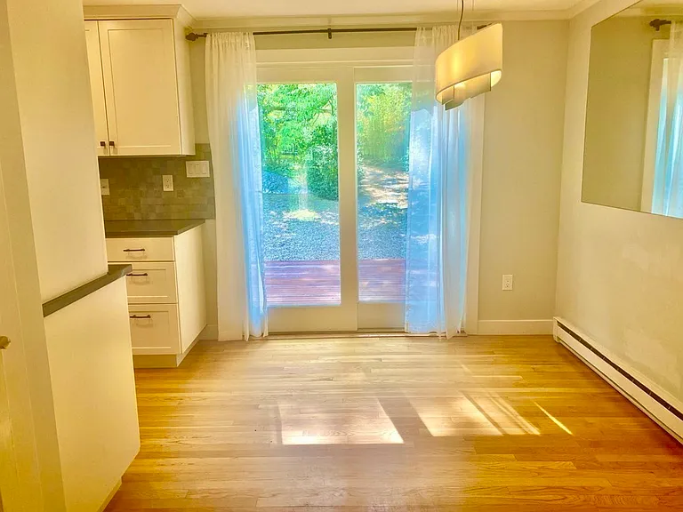 21 Rangeway — Photo 3