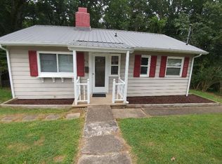 115 Ogontz Ln, Oak Ridge, TN 37830