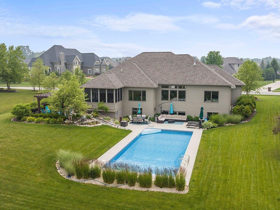 16006 Ballantyne Trl, Huntertown, IN 46748 Zillow