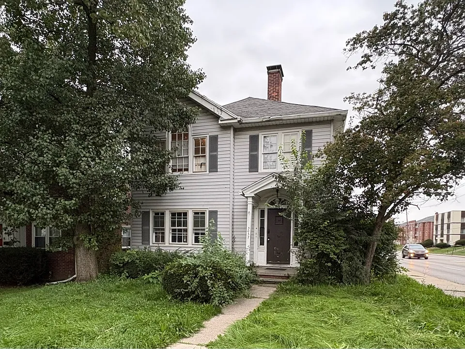3037 Algonquin Pkwy #1