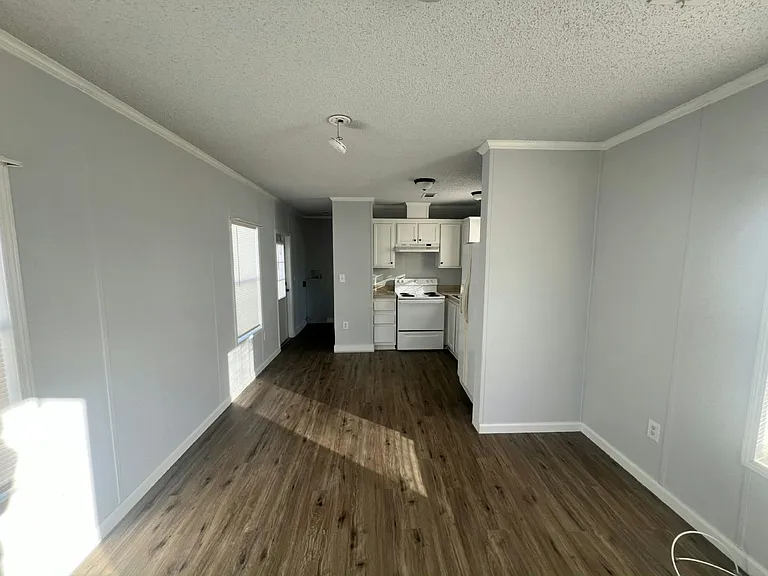Avon Park Village II — Photo 136