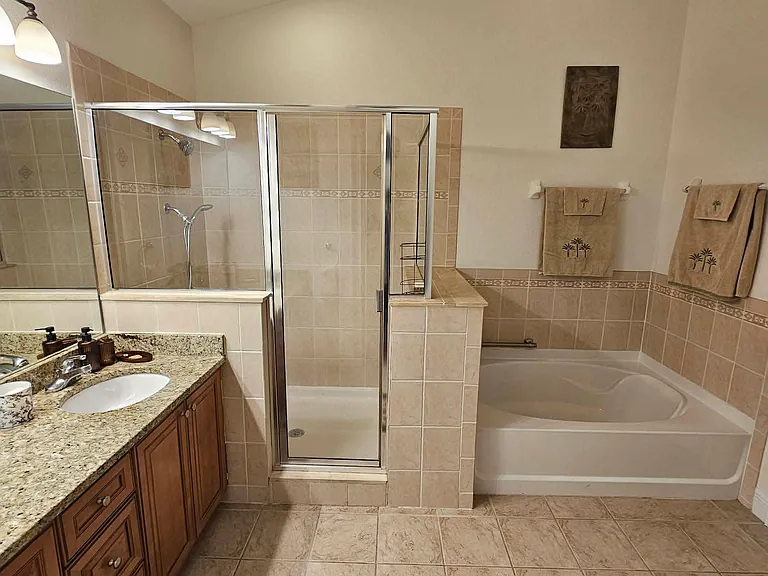 120 Banyan Bay Dr — Photo 44