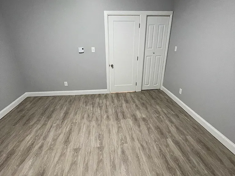 82 Clinton St #3 — Photo 10