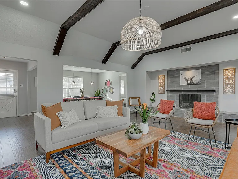 1425 Mayfield Ave — Photo 10