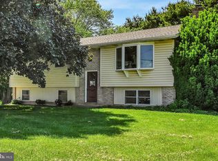 5 Buch Mill Rd, Lititz, PA 17543