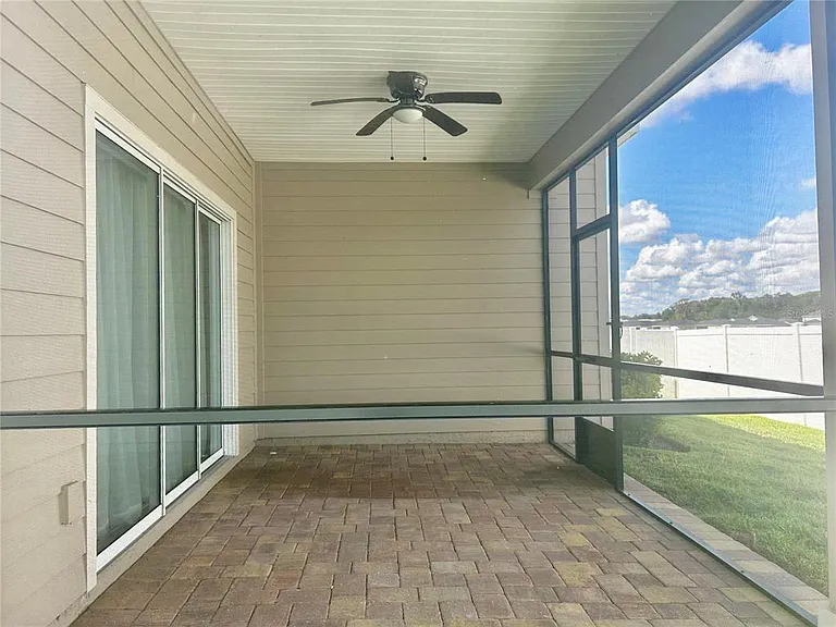 4530 NW 14th Loop — Photo 10