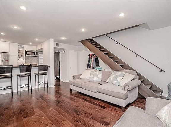 5th image of 10614 Shoreline Dr #91