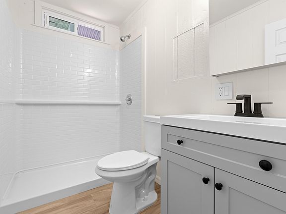 4th image of 15-1770 27th Ave #C