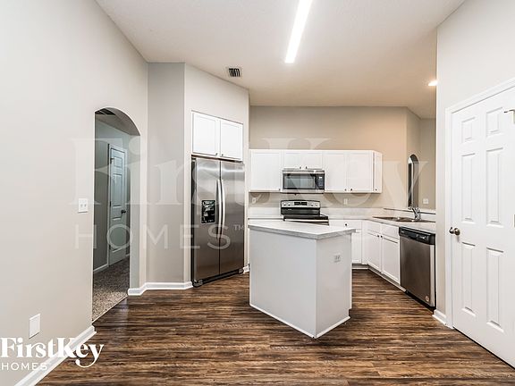 5th image of 5541 Broadgate Ct