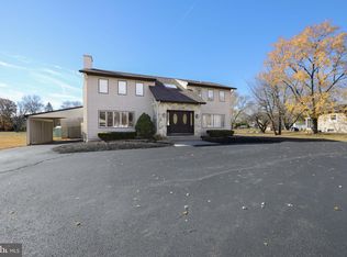 220 W Landing Rd, Blackwood, NJ 08012