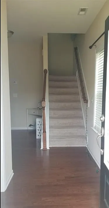 25 Piccadilly Ct