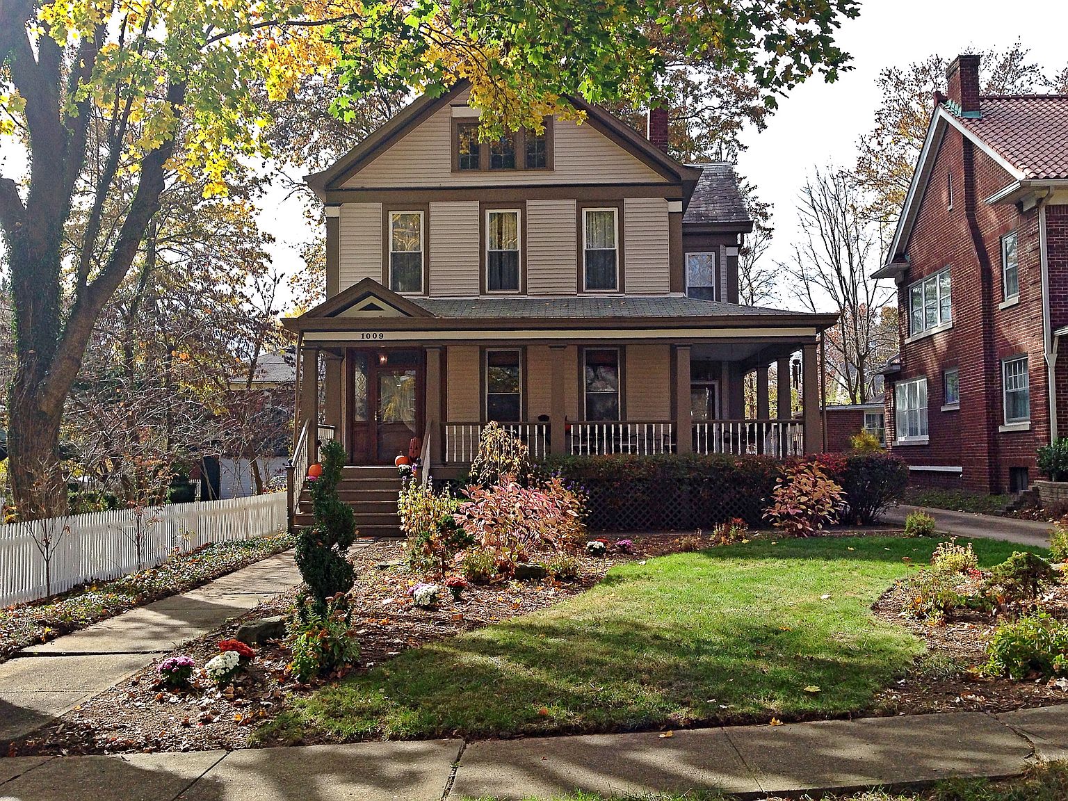 1009 Culbertson Ave, Zanesville, OH 43701 Zillow