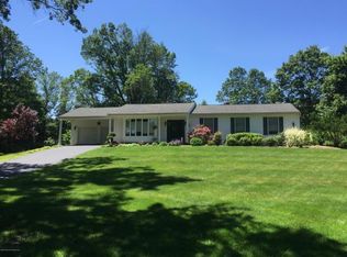 88 Reeds Rd, Tinton Falls, NJ 07724