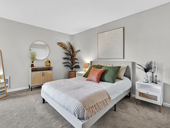 5th image of 3290 Ashford St Unit E