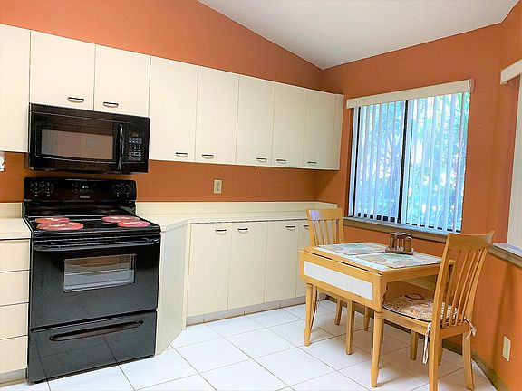 3rd image of 9941 61st Way S APT B