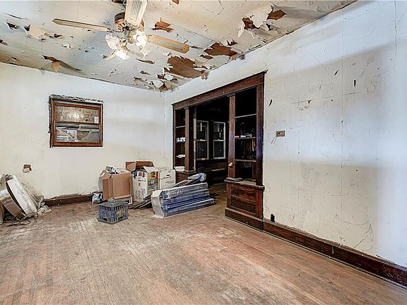 5th image of 622 N Bosart Ave