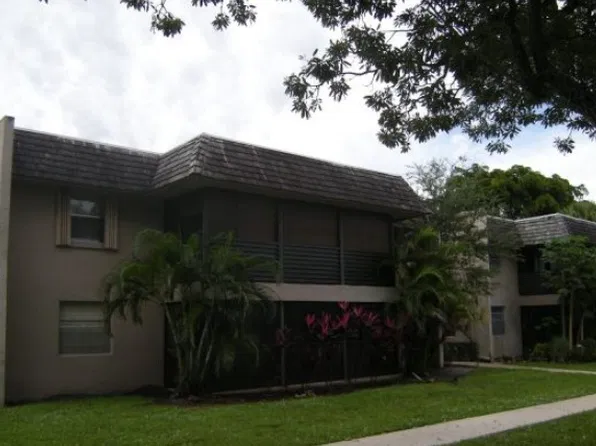 2830 Riverside Dr APT 104-3, Coral Springs, FL 33065