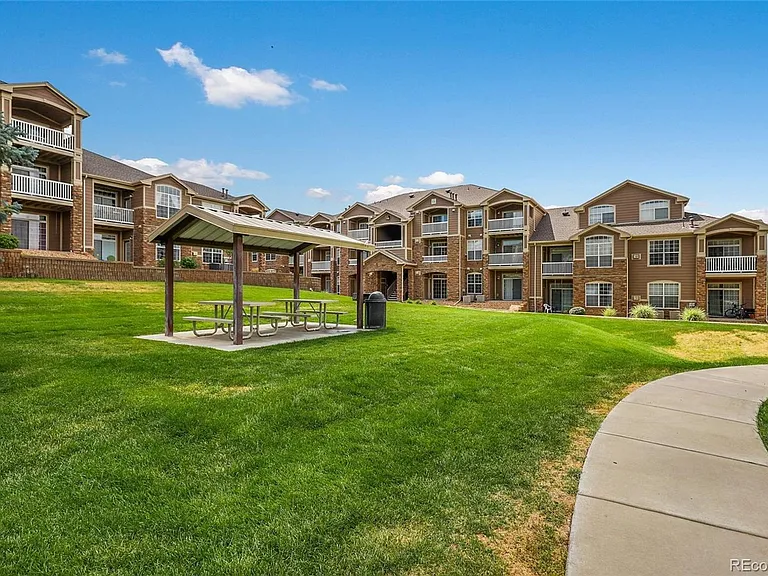7440 S Blackhawk St #12304 — Photo 26