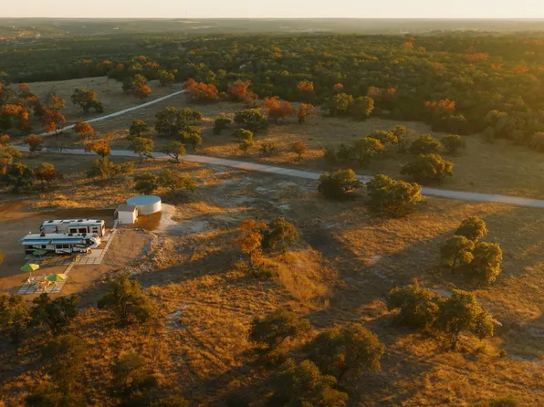305 WILSON RANCH RD W, Hunt, TX 78024