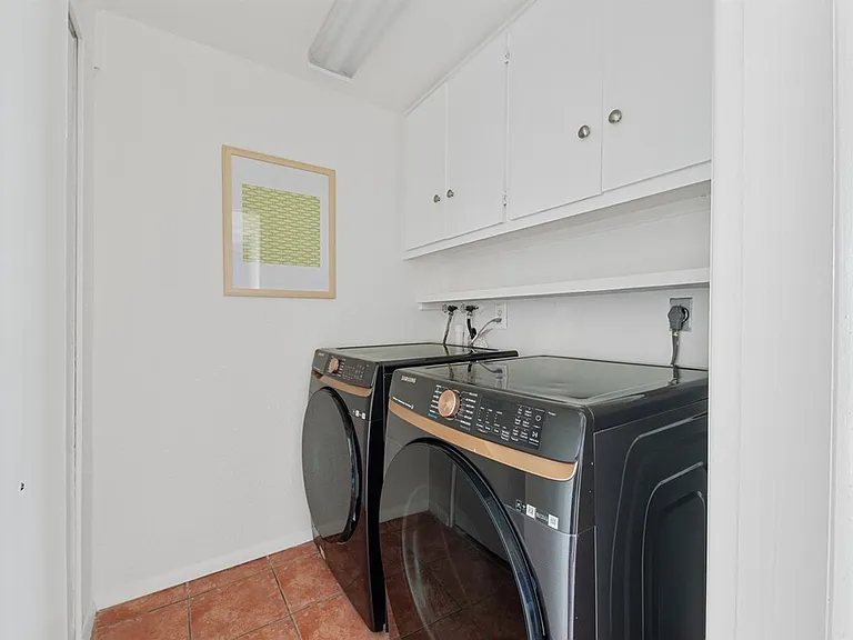 Laundry Room Cabinet