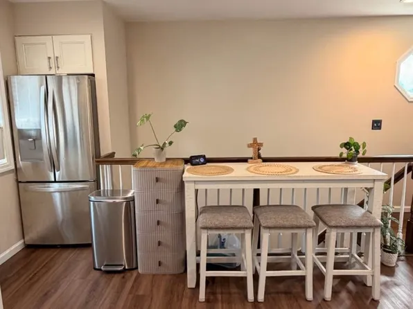 (undisclosed Address), Brentwood, NY 11717