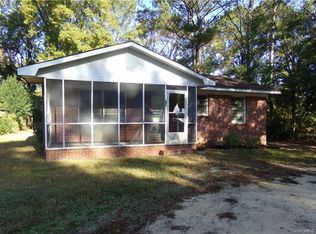 46 Victory Dr, Cheraw, SC 29520