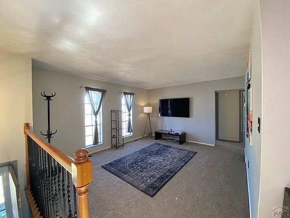 3rd image of 21 Normandy Cir