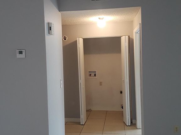 4th image of 11401 Shallowbrook Pl
