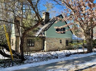 816 Triphammer Rd, Ithaca, NY 14850