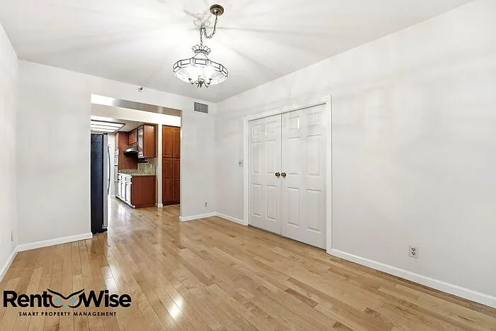 555 Laurel Ave #303 — Photo 25