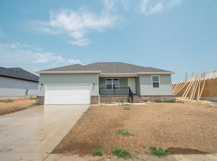 1217 E Macon St, Republic, MO 65738