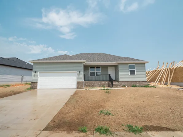 1217 E Macon Street, Republic, MO 65738
