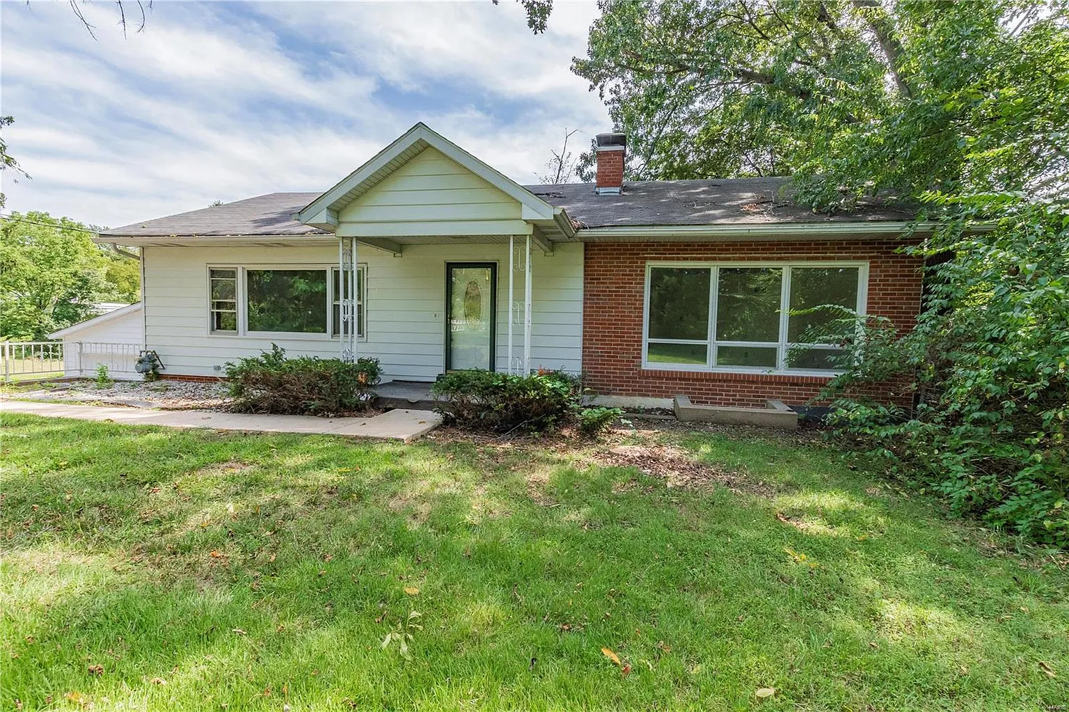 1216 Miller Rd photo 1