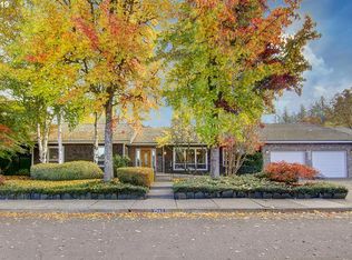 2387 32nd St, Springfield, OR 97477