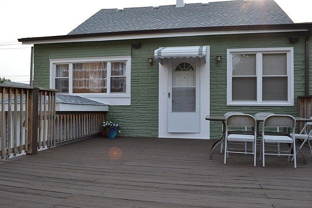 1st image of 2828 N Newcastle Ave