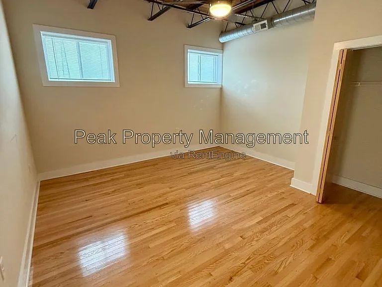 2709 W Broad St #3 — Photo 10