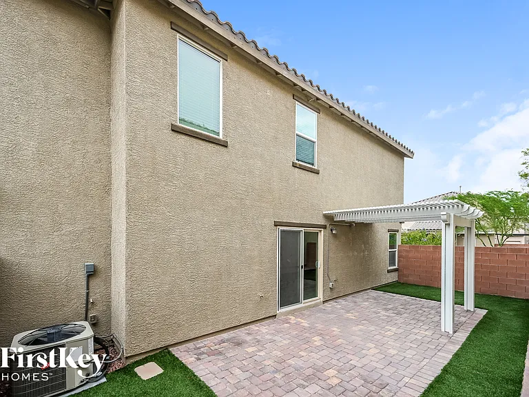 11051 Camden Bay St — Photo 15