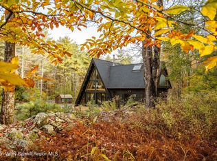 202 Lucks Rd, Greenfield Park, NY 12435