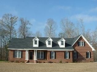 581 Whites Crossing Ln, Whiteville, NC 28472