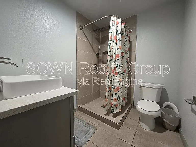 412 E William St #6 — Photo 9