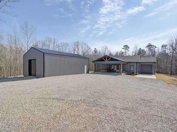 5439 Hines Gin Rd, Selmer, TN 38375