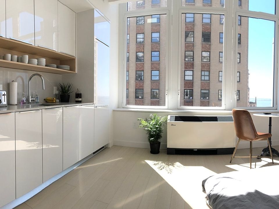 1st image of 20 Broad St APT 2904