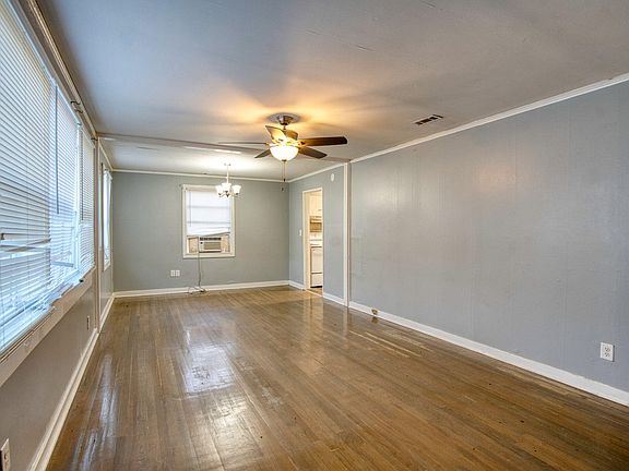 3rd image of 2475 Reese Avenue