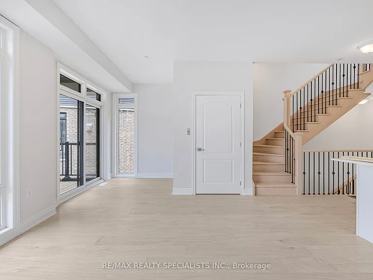 95 Marina Village Dr — Photo 15