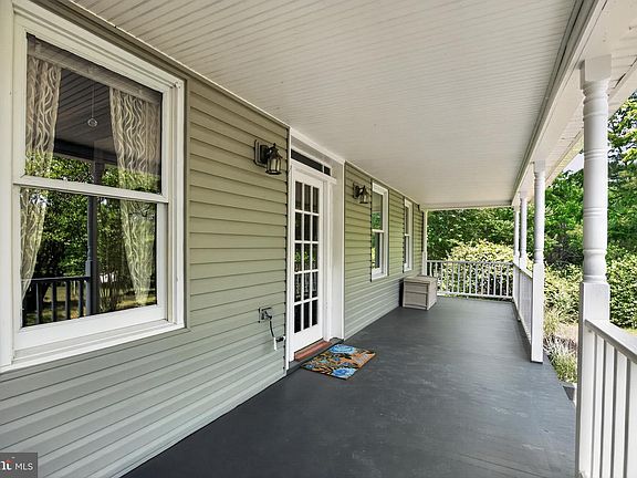 3rd image of 2715 Lower Marlboro Rd