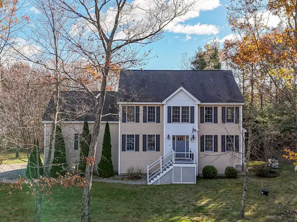 15 Fireside Drive, Epping, NH 03042