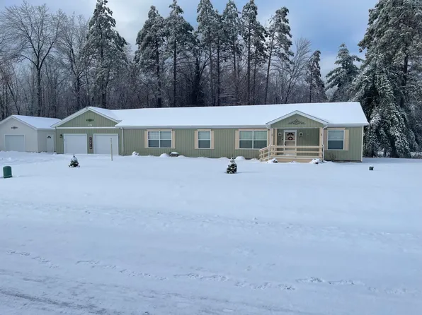 850 Deer Run Blvd, Prudenville, MI 48651