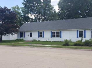 605 E Adams St, Mount Ayr, IA 50854
