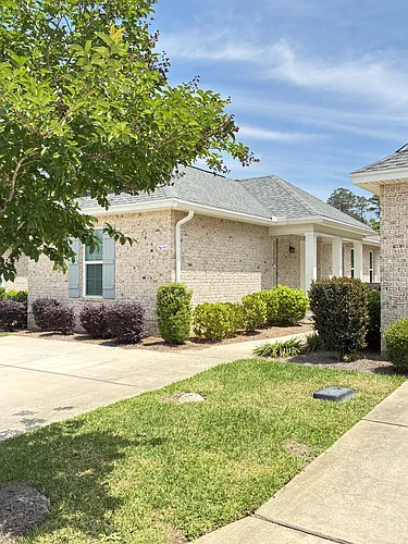 112 Alley Ln Photo 1